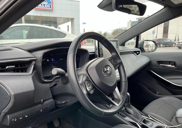 Toyota Corolla cena 99900 przebieg: 29900, rok produkcji 2021 z Białystok małe 379